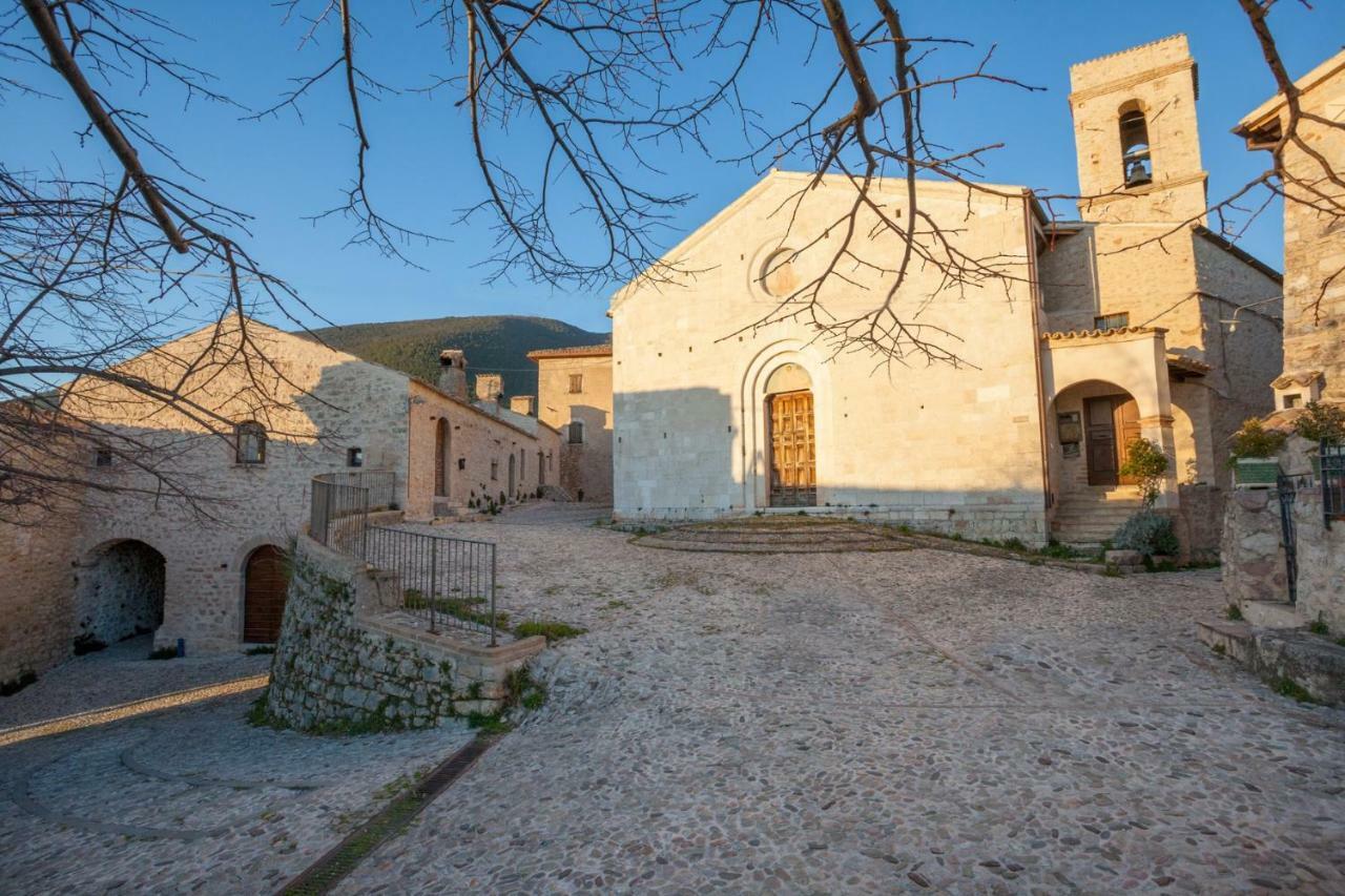 Aparthotel Il Castello Di Campello Campello sul Clitunno Zewnętrze zdjęcie